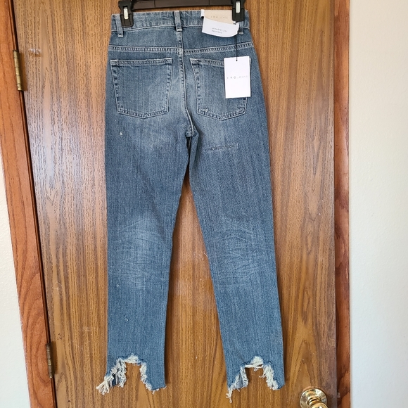 NWT IRO Straight Leg High Rise Indigo Gray Distressed Vix Ankle Jeans in Size 24 - Picture 3 of 13